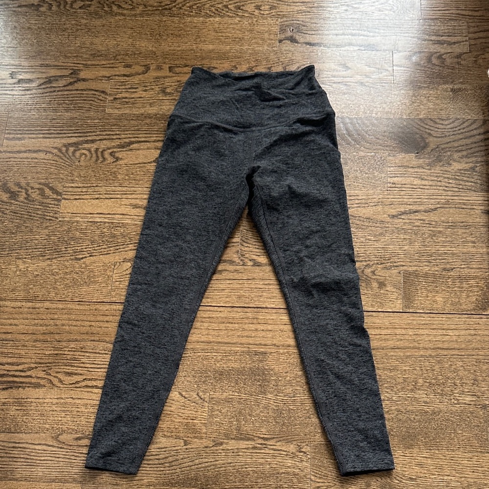 Beyond Yoga Charcoal XS leggings